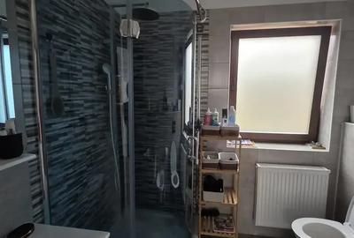 Casă cu 5 camere cu Canalizare în Vest - 23