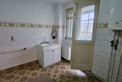 Apartament 2 camere Astra,etaj intermediar,85900 Euro - 3