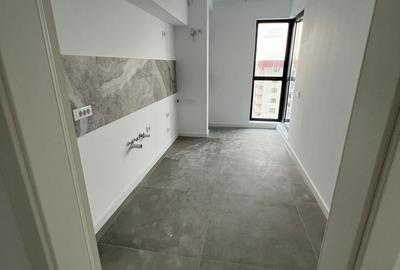 Apartament cu 3 camere decomandat în Sud - 4