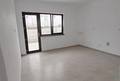 Casă cu 4 camere în Central - 8