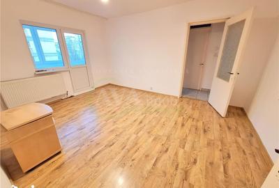 Apartament cu 2 camere semidecomandat în Cornișa - 2