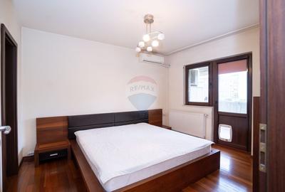 Apartament 3 camere spatios de inchiriat, modern, in zona centrala Apartament 3 camere spatios de inchiriat, modern, in zona centrala - 15