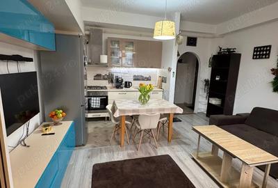 Apartament cu 3 camere decomandat în Tomis II