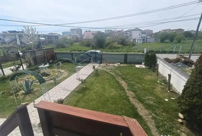 Casă cu 16 camere cu Teren 694 Mp în Central - 1