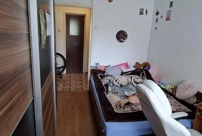 Apartament cu 3 camere decomandat în Rahova - 4