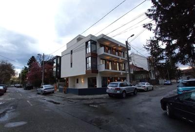 Casă individuală cu 12 camere cu Canalizare în Floreasca - 4