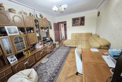 Apartament 3 camere decomandat - Mircea Cel Batran - 123.000 euro ! - 2