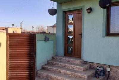 Inchiriez casa cu etaj - 6