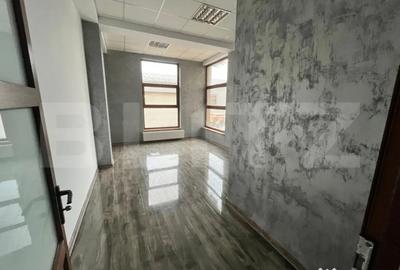 Spațiu comercial, de 35 mp, în Centura - 1