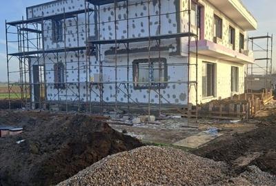 Ansamblu rezidențial exclusivist – duplexuri spațioasegrădini mari 1 Decembrie - 14