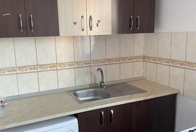 Garsonieră semidecomandată în Tractorul - 2