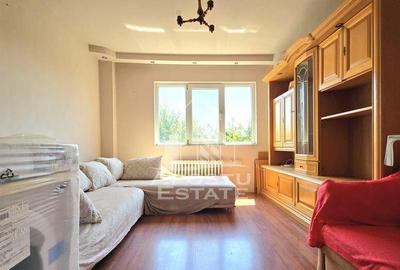 Garsoniera Str Ursului Etaj intermediar