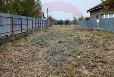 Teren de 949 mp, în Central - 1