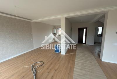 Duplex cu 4 camere cu Canalizare în Șura Mare - 2