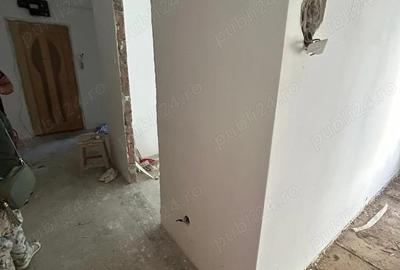 De vanzare 2 camere decomandate, etaj 1, zona linistita, 47.500 euro - 6