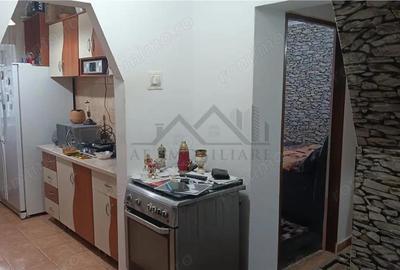 Apartament cu 2 camere decomandat în Tomești - 8