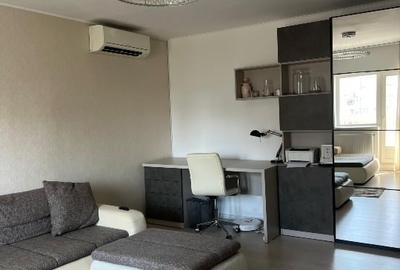 Apartament zona Mall Vitan-Nerva Traian