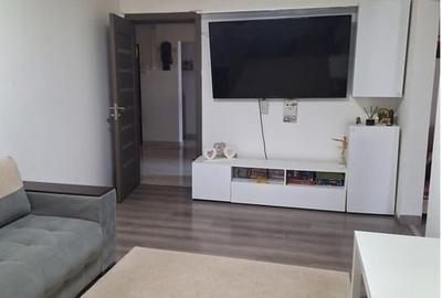 Apartament cu 4 camere semidecomandat, mobilat în Veteranilor - 1