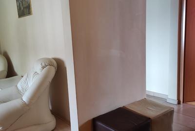 3 camere, decomandat, zona Aradului, mobilat, utilat, centrala proprie - 5