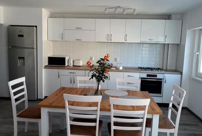 Apartament cu 3 camere decomandat în Central - 6