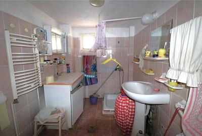 Apartament cu 3 camere în Podul Vadului - 3