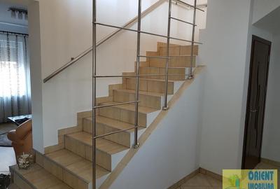 Casă individuală cu 5 camere cu Teren 350 Mp în Lazu - 1