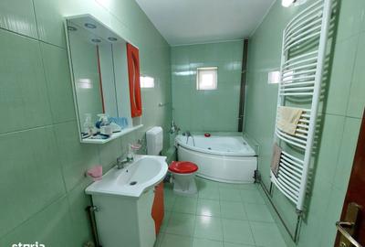 Casă cu 4 camere în Micro 5 - 12