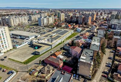 Casă individuală cu 7 camere cu Canalizare în Aurel Vlaicu - 1