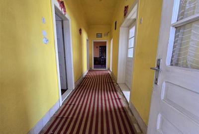 Casă cu 3 camere cu Teren 227 Mp în Central - 10