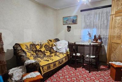 Casă cu 2 camere cu Teren 1110 Mp în Bezdead - 1