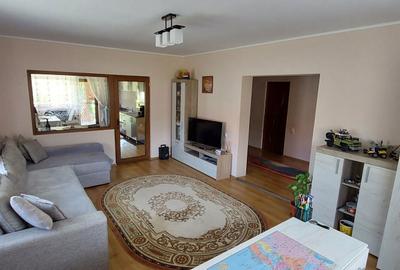 Casă cu 4 camere în Ampoița - 3