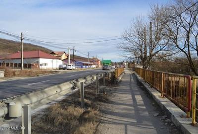 Teren Construcții intravilan de 2744 mp, în Bascov