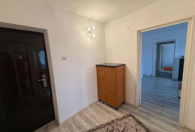 Apartament 2 camere,mobilat si utilat, zona: Scoala Andrei Saguna Apartament 2 camere,mobilat si utilat, zona: Scoala Andrei Saguna - 8