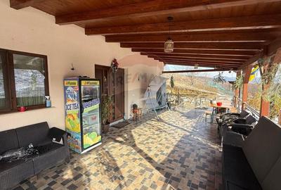 Casă cu 4 camere cu Teren 2700 Mp în Coțofănești - 7