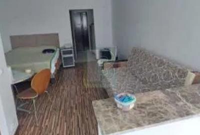 Garsonieră semidecomandată în Titan - 4