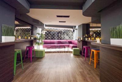 Spațiu comercial, de 169.33999633789 mp, în Victoriei - 10
