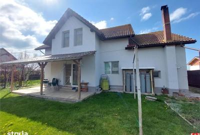 Casă cu 5 camere cu Teren 540 Mp în Sânmihaiu Român - 19