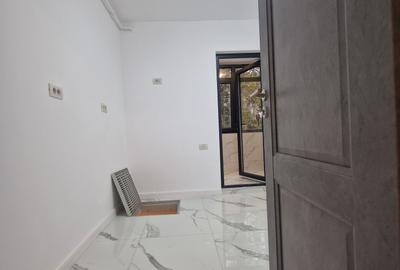 Dacia - 3 camere decomandate,  totul nou, centrala gaze, etaj parter cu balcon - 28