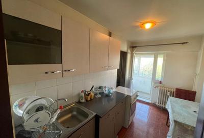 Apartament cu 3 camere decomandat în Sărari - 16