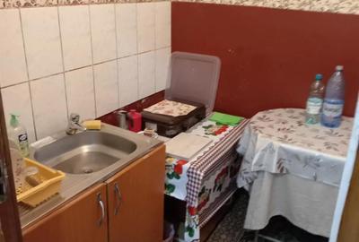 Garsonieră decomandată în Central - 4