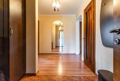 Apartament cu 2 camere semidecomandat în Obor