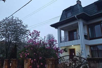 Casă cu 4 camere în Răgman - 1