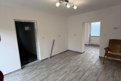 Casă cu 4 camere în Stracoș - 8