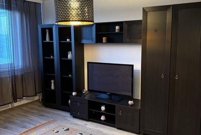 Garsonieră decomandată, mobilată în Politehnica