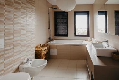 Apartament cu 3 camere decomandat în Bârzești - 2