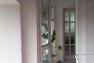 Casă cu Teren 700 Mp în Central - 8