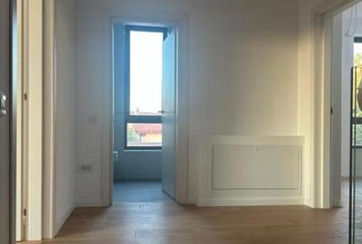 Vila deosebita de vanzare - zona Mamaia Nord pe malul laculu - 33