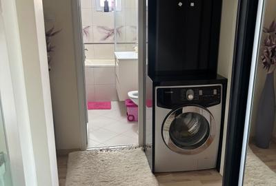 Apartament cu 2 camere decomandat în Carpați 2 - 8
