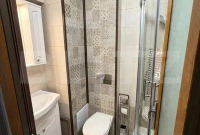 Apartament cu 3 camere decomandat în Centrul Civic - 9