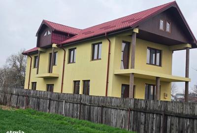 Casă cu 5 camere cu Teren 2395 Mp în Nicolae Bălcescu - 2
